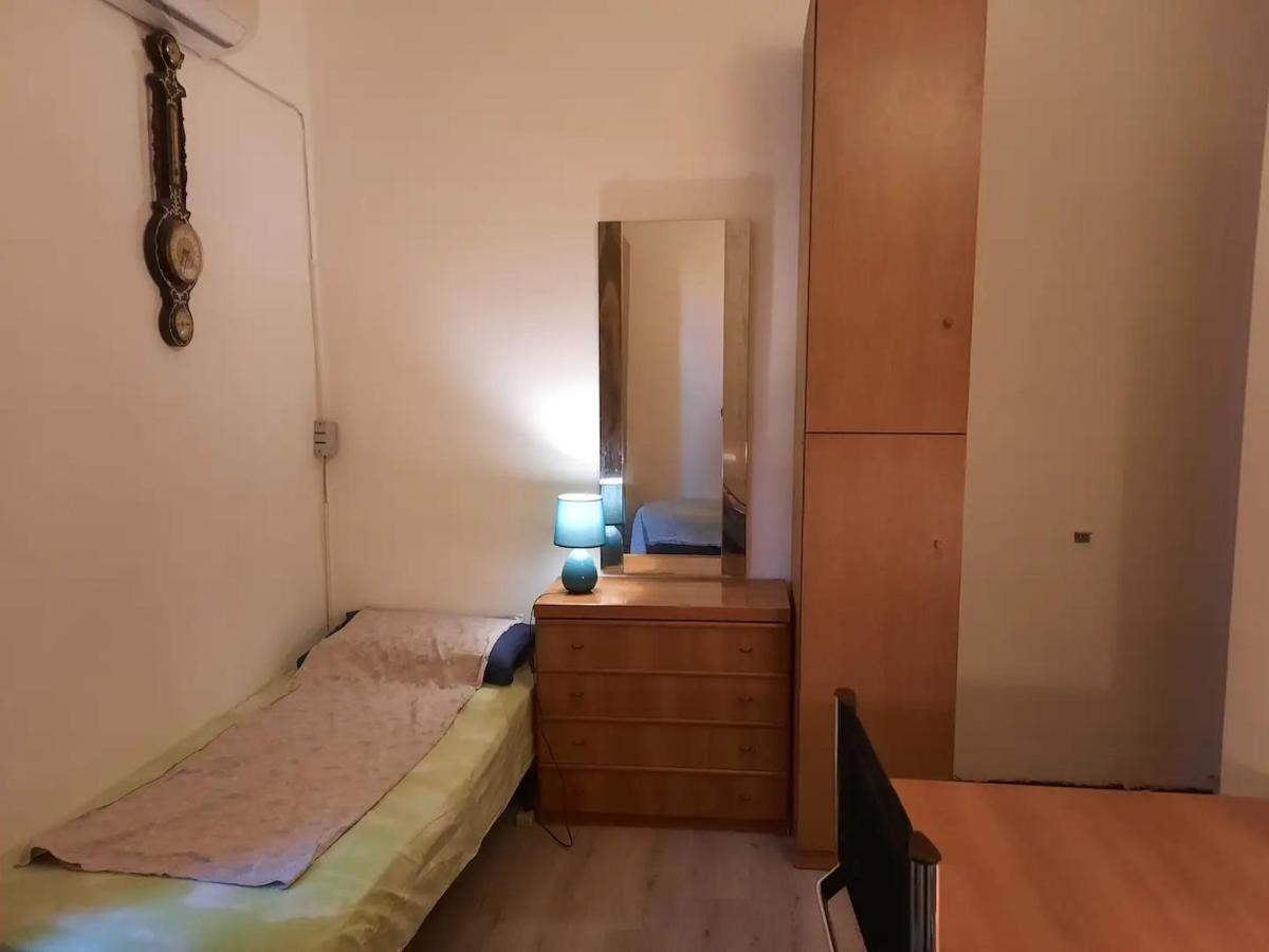 Private Room In A Quiet Apartment In The City Center Milano Eksteriør bilde